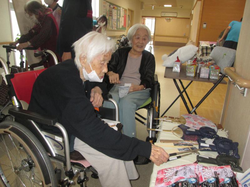 �O���g�R�y�O���[���q���Y�ŃR�X�g�R�z